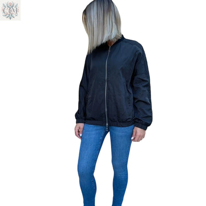 Blouson bomber noir Blouson bomber Mi-saison Mode printemps / automne Vêtement féminin moderne  Feminine elegance  Spring/Fall fashion Urban chic style