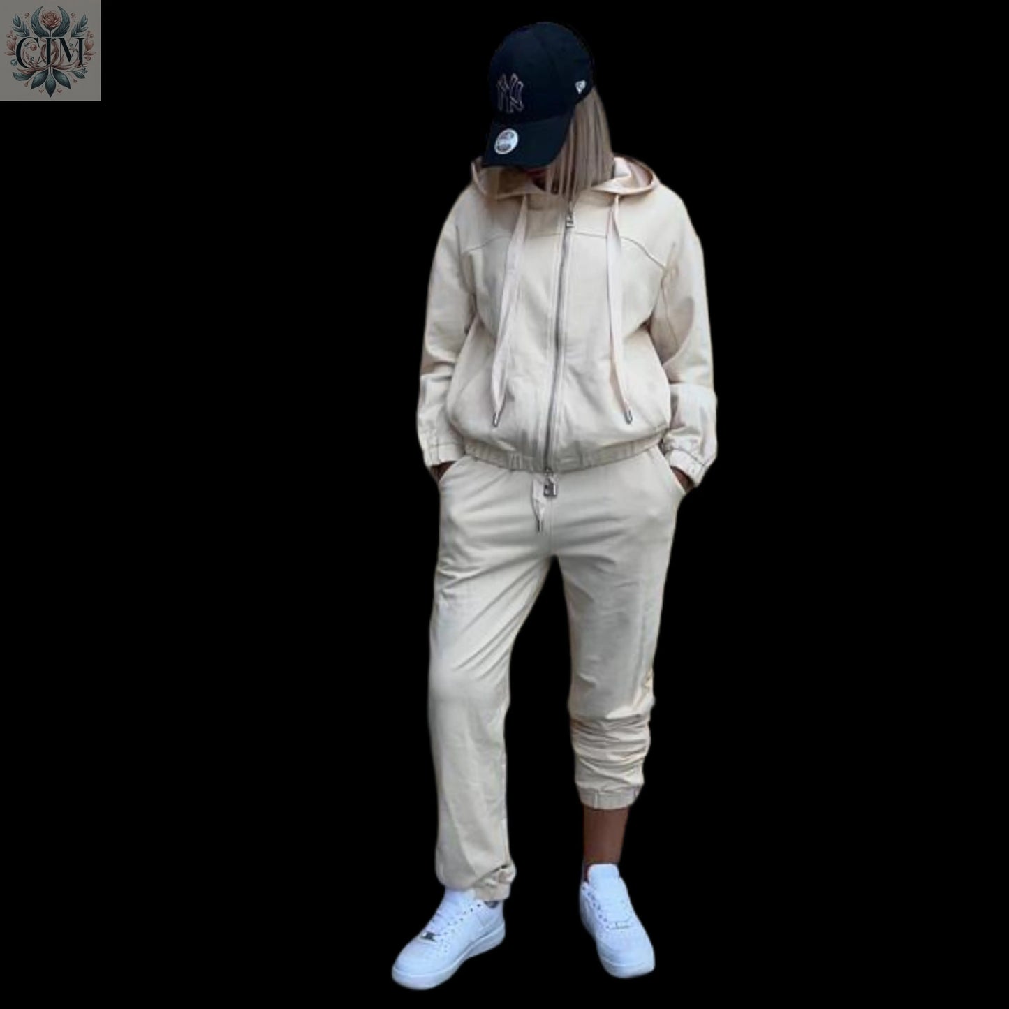 Ensemble coton doux Look cocooning   Ensemble casual Tenue décontractée chic Tenue de ville décontractée Loungewear haut de gamme Look sportswear raffiné Stretch cotton tracksuit   Luxury loungewear Versatile women's outfit
