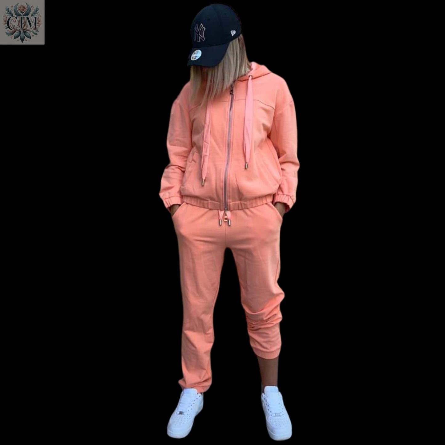 Survêtement uni corail cordon satiné Ensemble coton doux Look cocooning   Ensemble casual Tenue décontractée chic Tenue de ville décontractée Loungewear haut de gamme Look sportswear raffiné Stretch cotton tracksuit   Luxury loungewear Versatile women's outfit