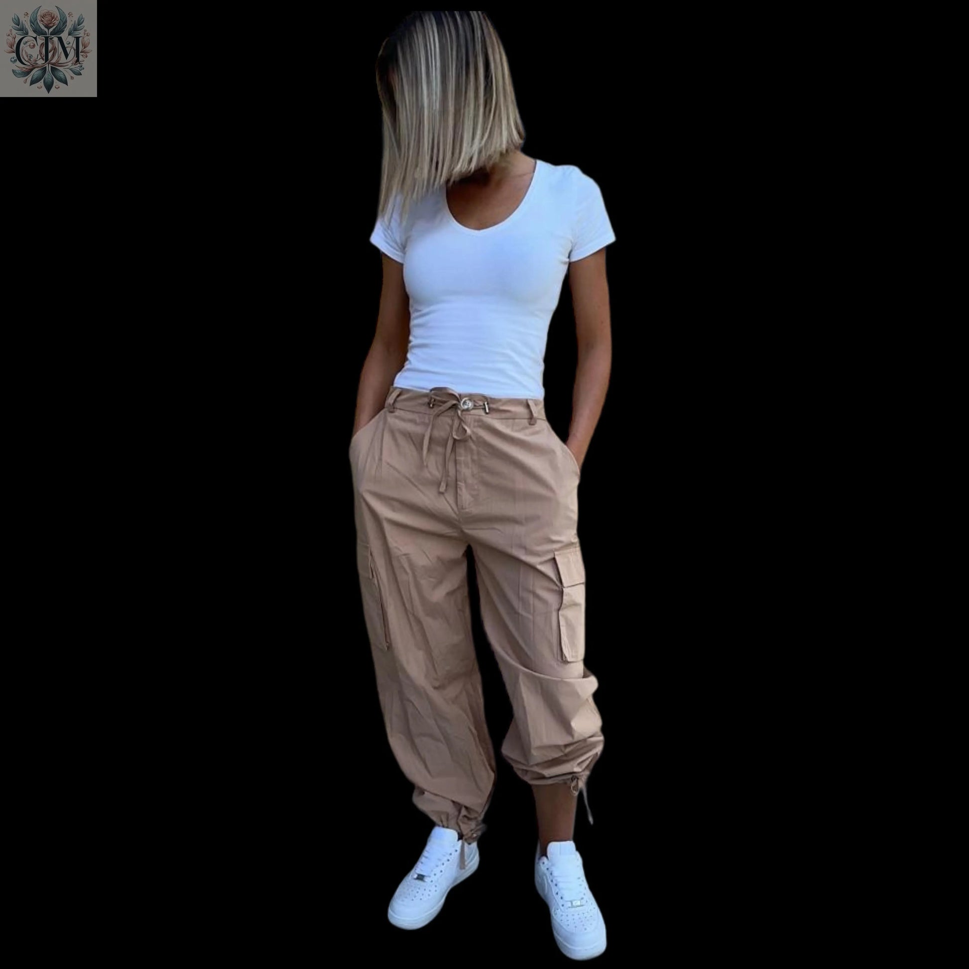 Pantalon cargo beige Pantalon cargo beige 100% coton Élégance beige Look urbain Confort et durabilité Style décontracté Mode casual Cargo pants Casual style Authentic cotton  Casual fashion