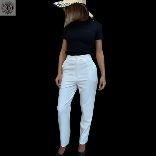 Pantalon tailleur blanc /  Chic and Elegant Straight-Leg Fit - La maestria  Pantalon tailleur blanc Pantalon chic Business pants Suit pants Tailored trousers Pantalon élégant Pantalon habillé