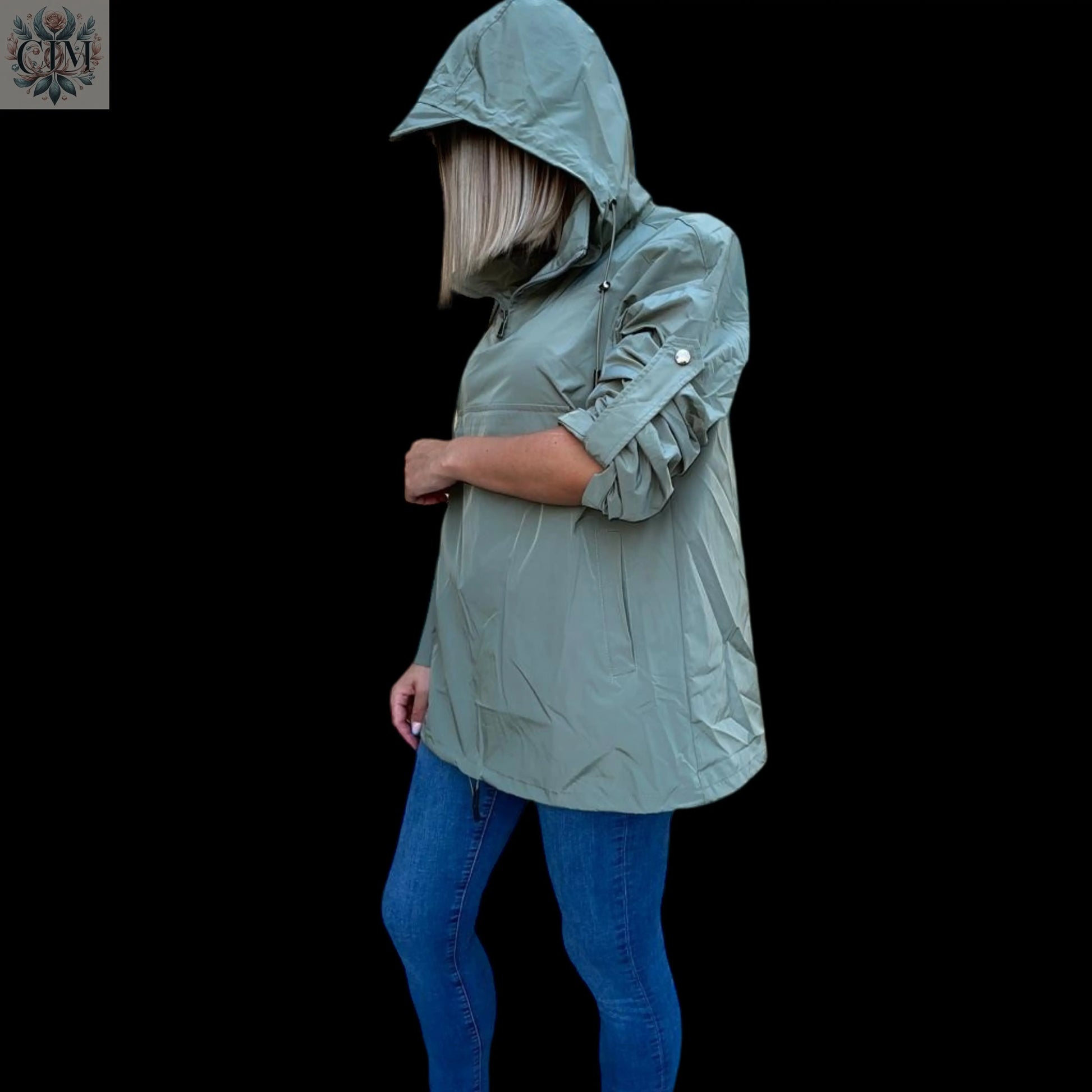 Veste à capuche coup-vent kaki Veste mi-saison Veste à capuche Veste femme tendance  Look décontracté Veste légère  Trendy women's jacket  Casual look  Outdoor fashion