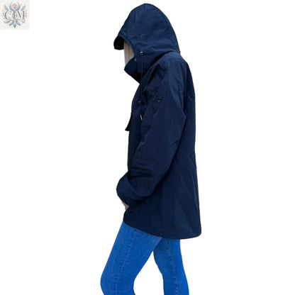 Veste à capuche coup-vent noire  coup-vent  Veste mi-saison Veste à capuche Veste femme tendance  Look décontracté Veste légère  Trendy women's jacket  Casual look  Outdoor fashion